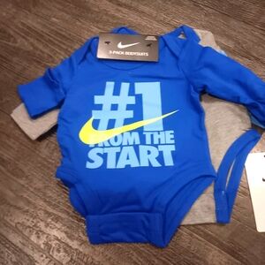 Baby boy Nike 3 pack Body Suit NWT